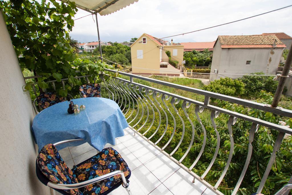 Apartments Bartul Sućuraj Eksteriør billede