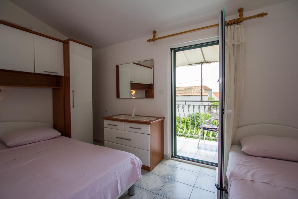 Apartments Bartul Sućuraj Eksteriør billede