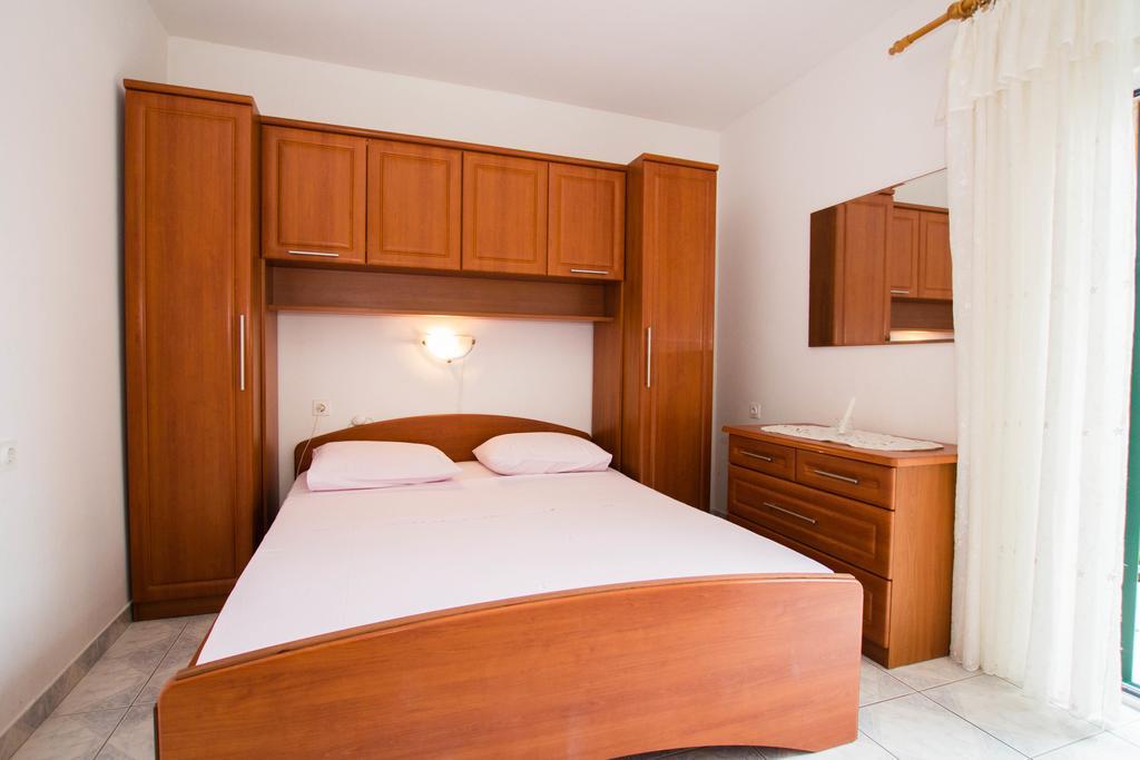 Apartments Bartul Sućuraj Eksteriør billede